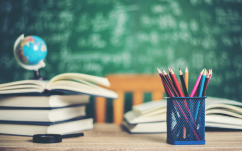 Libri scolastici, ritiro digitale per le famiglie