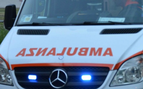 Blackout lascia decine di famiglie senza energia